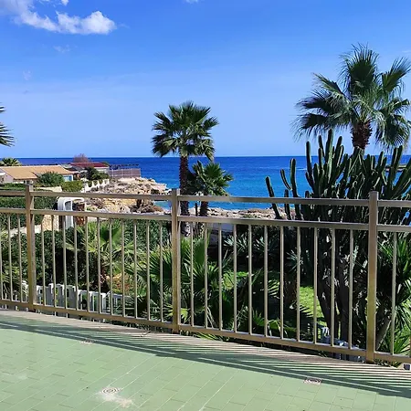 بيت للعطل Cuore Di - Vista Mare أونينا